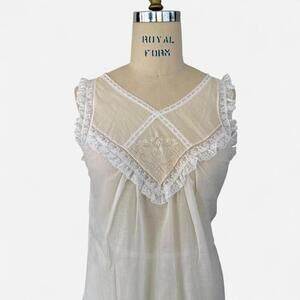 Lord & Taylor Women's Cream and White Dress